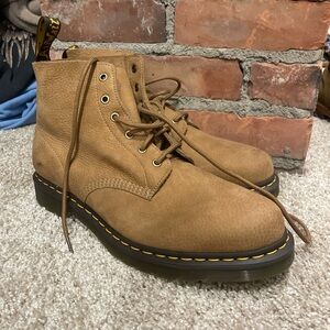 Dr. Martens Lace-Up Boots – Men’s 13 (Brand New) 🟤
